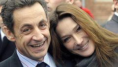Sarkozyov nevystoup na festivalu kvli psni proti jejmu manelovi